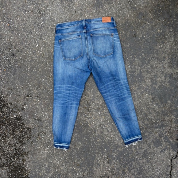 Madewell 9" High-Rise Skinny Jeans Size 32P - Picture 3 of 5